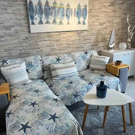 Le Cocon Bleu: Comfortable Near Golf, Beaches, And Leisure Island Apartment Agde