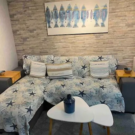 Apartment Le Cocon Bleu: Comfortable Near Golf, Beaches, And Leisure Island *